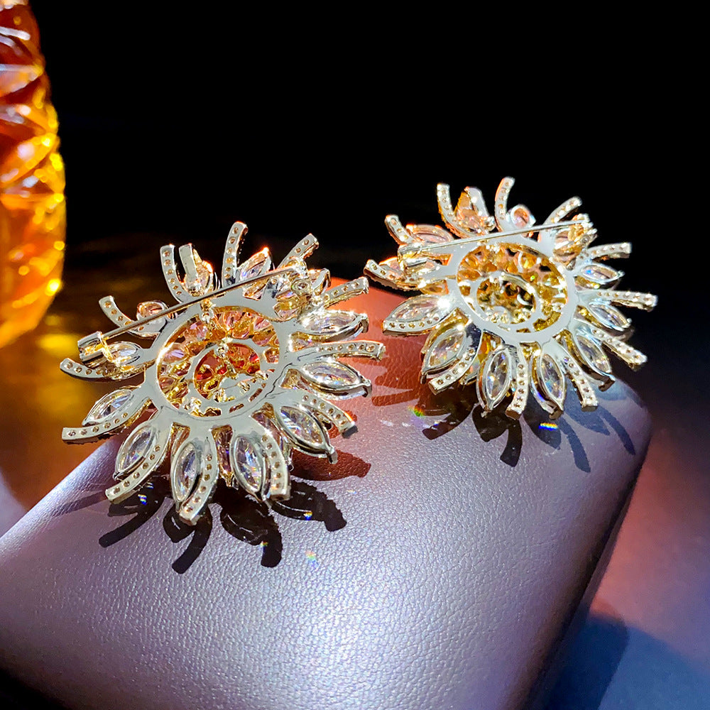Large-Carat Colored Zircon Pearl Lotus Brooch