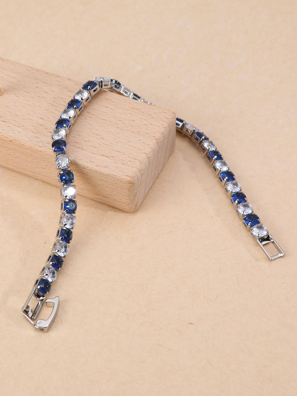 Fashionable And Luxurious European And American Popular Color Cubic Zirconia Circular Zirconia Bracelet