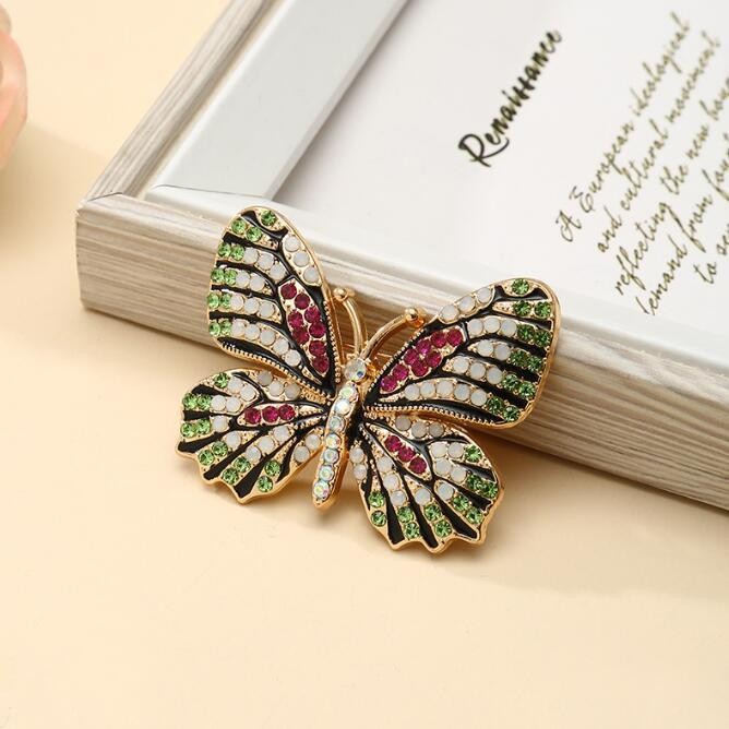 Personalized Exquisite Suit Corsage Accessory Anti-exposure Pin