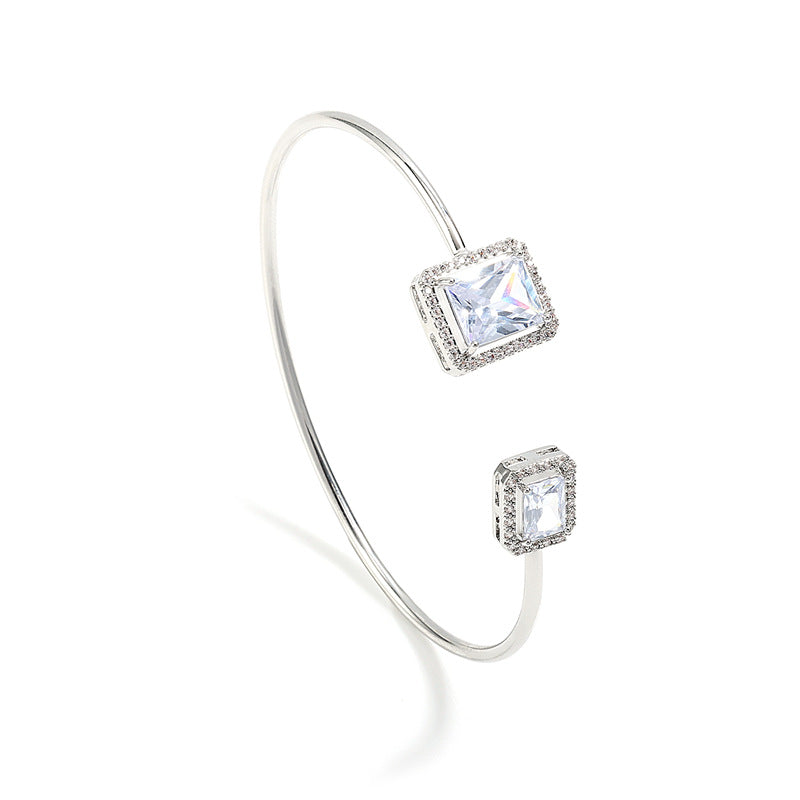 Women's Simple Bracelet Bracelet High-grade Water Drop Inlaid Women's Square Diamond